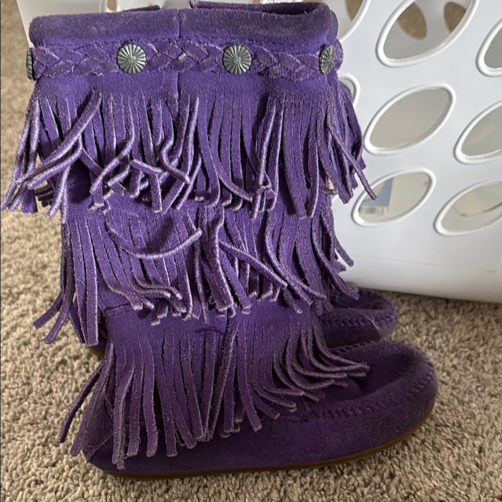 Minnetonka Purple Suede Fringe Moccasin Boots